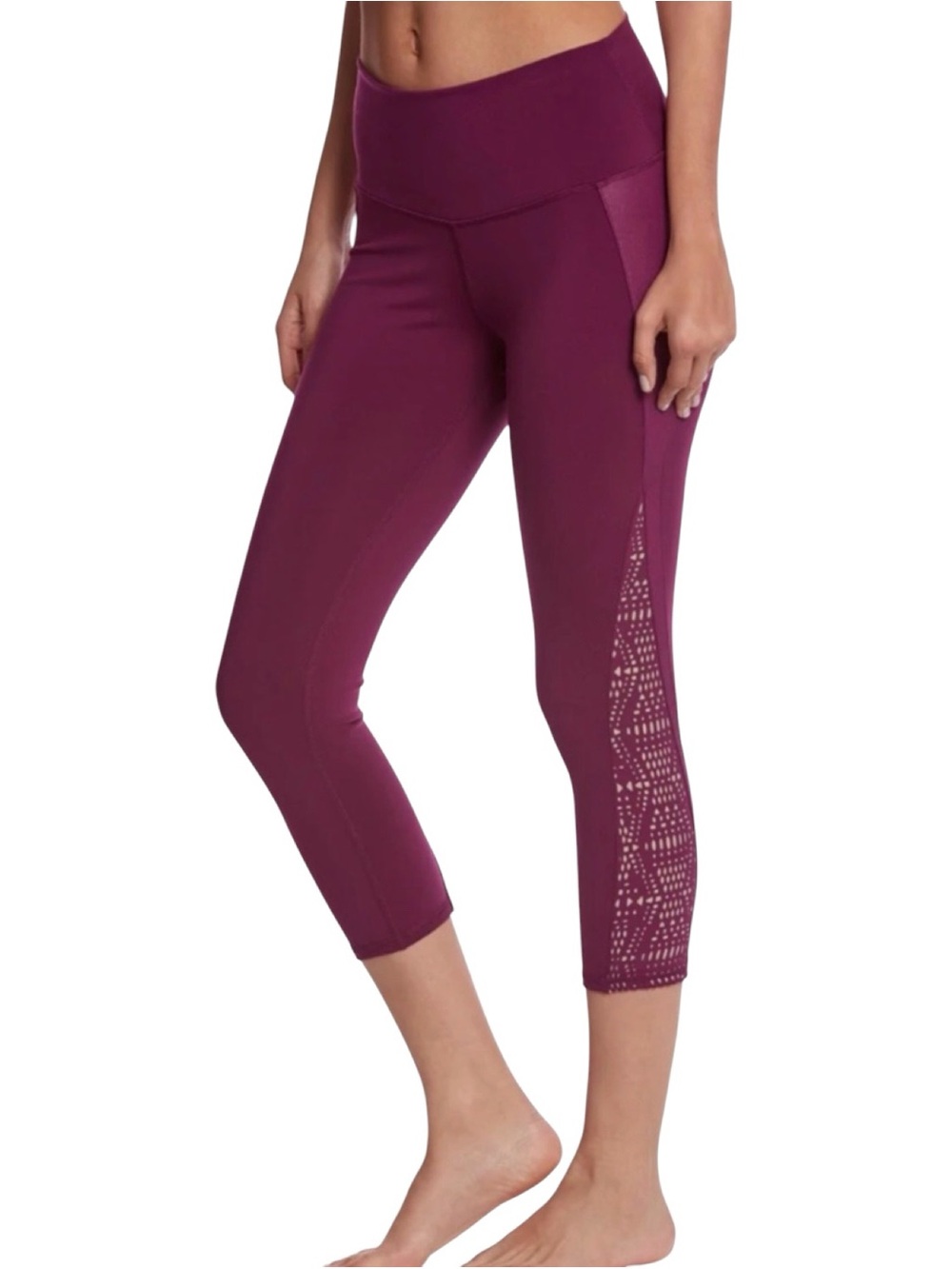 ALO Yoga High Waisted Patina Yoga Capri Leggings Size XS Dark Fuchsia Athleisur